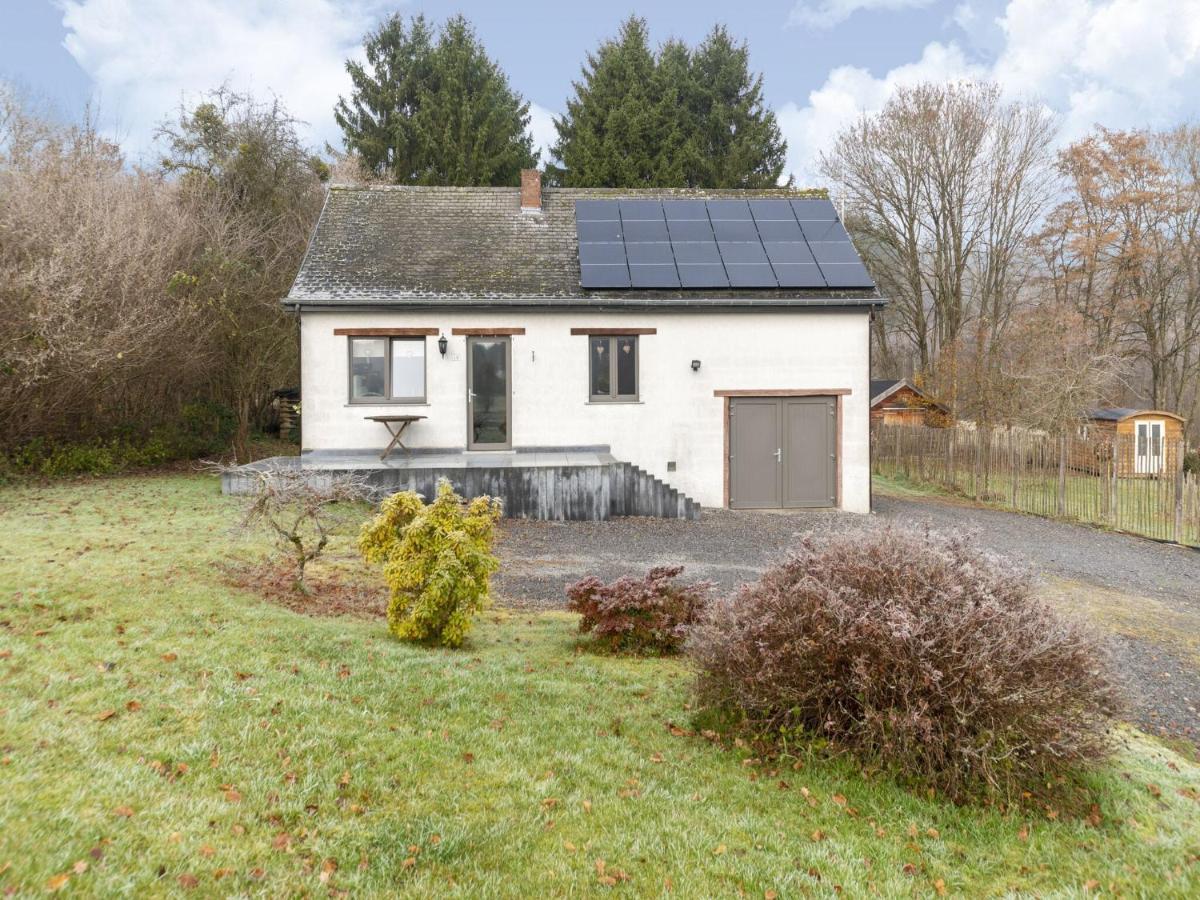 Pretty Holiday Home Near Durbuy And La Roche Erezee Exterior photo