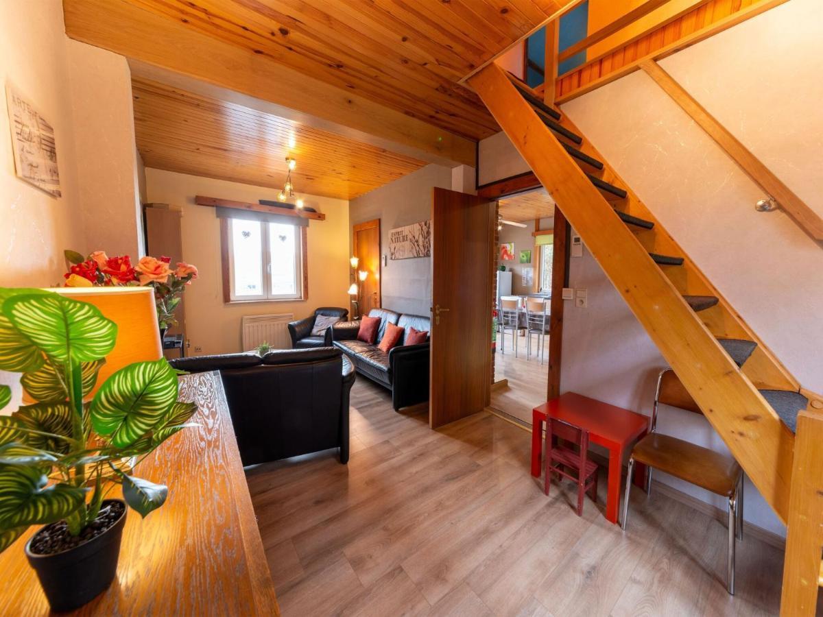 Pretty Holiday Home Near Durbuy And La Roche Erezee Exterior photo