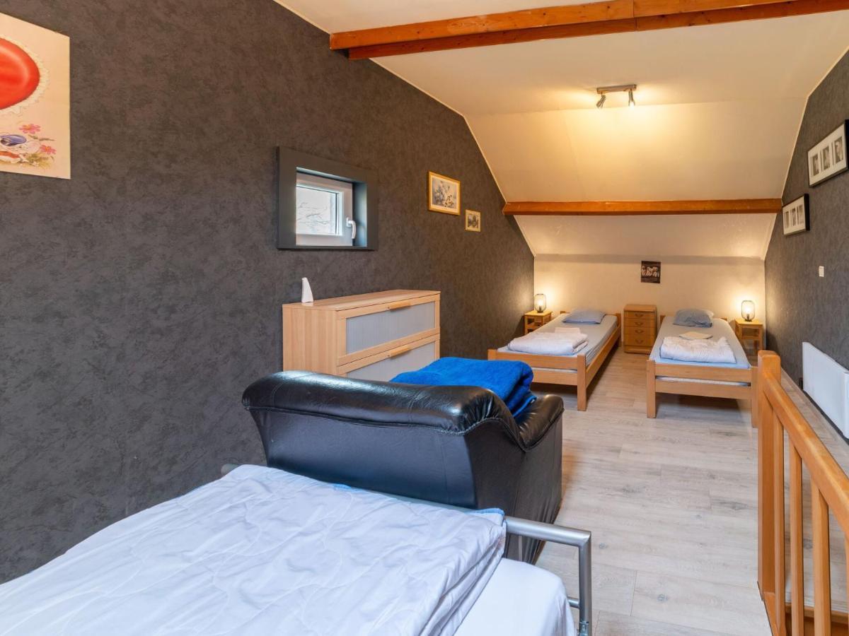 Pretty Holiday Home Near Durbuy And La Roche Erezee Exterior photo