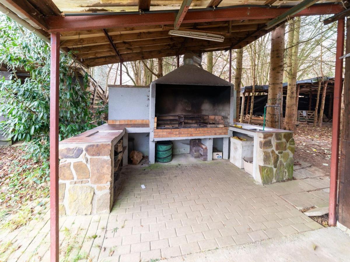 Pretty Holiday Home Near Durbuy And La Roche Erezee Exterior photo